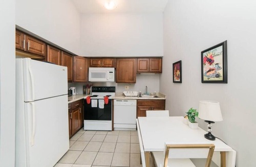 Manchester Apartment | Parking - Walkable - GroupStays - Washer