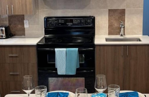 LaSalle Apartment | Parking Wi-fi Confortable de 1 Chambre Près du Centre-ville de Montréal