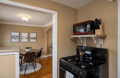 West Seneca Apartment | Parkside 1BR: Spacious, Quiet, Covered Parking
