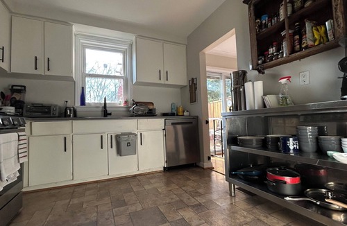 Lambton House | Parkside 3-Bedroom House Where Yard Meets Nature