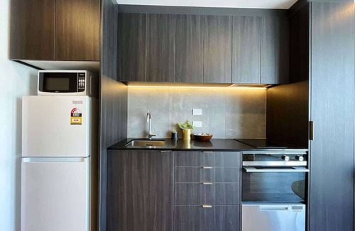 Newton Apartment | Parkside Air-con Studio on Queen St - Pool & Gym