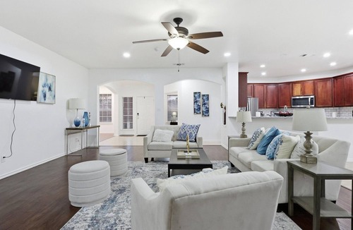Burleson House | Parkside Fully Furnished 4BR Family Home
