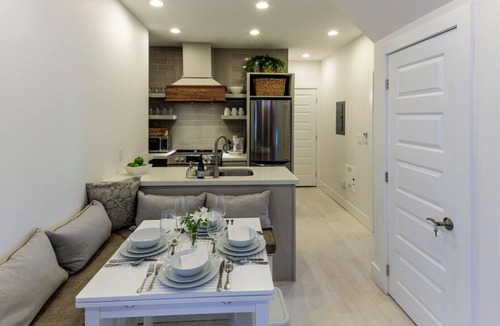 Inner Harbour Apartment | Parkside Getaway in Downtown Kingston
