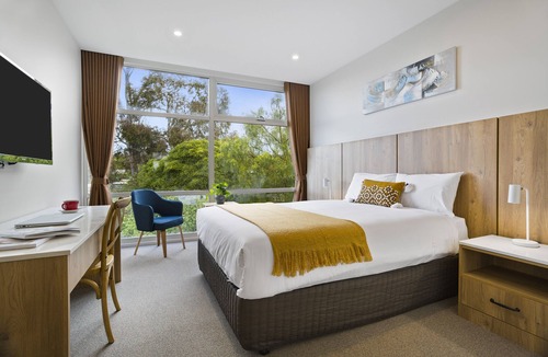 Belmont Hotel | Parkside Motel Geelong