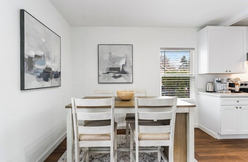 Kenton House | Parkside PDX Cottage