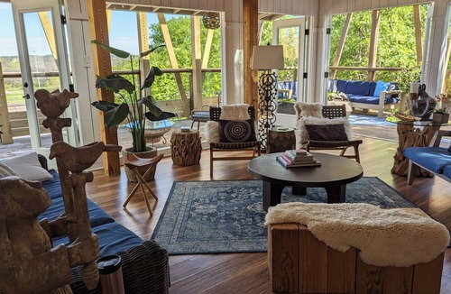 Barton Hills House | Parkside Penthouse-Epic POOL+Kayak+SUP+Lake+River+SWIM+HIKE+BIKE=City