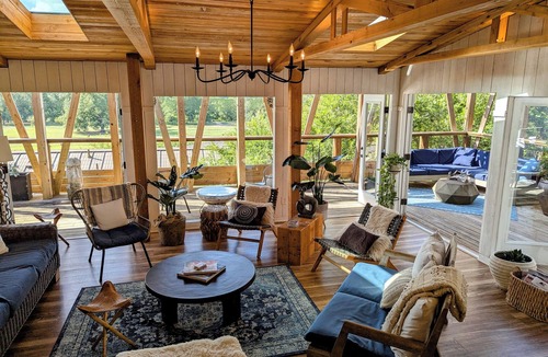 Barton Hills House | Parkside Penthouse-Epic POOL+Kayak+SUP+Lake+River+SWIM+HIKE+BIKE=City