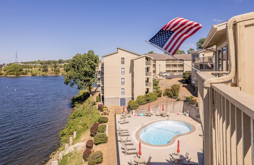 Osage Beach Condo | PARKSIDE PLACE 407 | 2 Bed, 2 Bath
