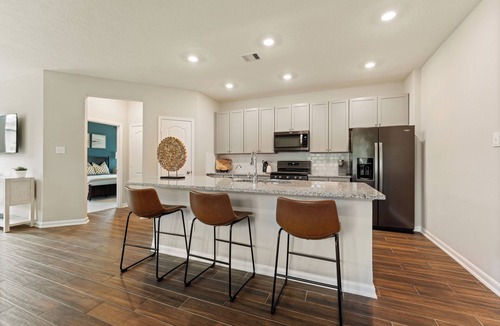 Magnolia House | Parkside Retreat Near TX Renaissance Festival
