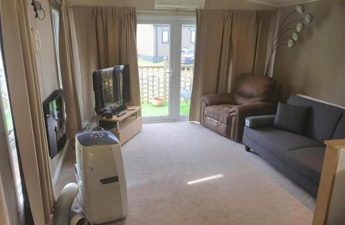 Great Houghton Apartment | Parkview Billing Aquadrome