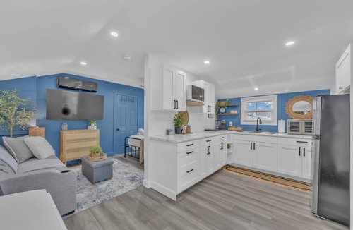 Leamington Cabin | Parkview Boho Cottage 4 - Birch Burrow