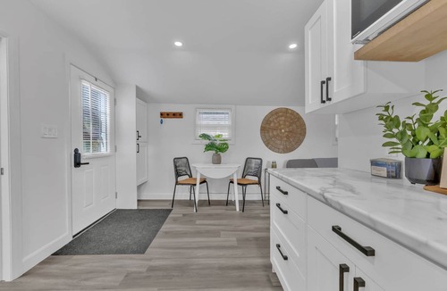 Leamington Cabin | Parkview Boho Cottage 4 - Birch Burrow