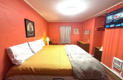 Linville Falls Hotel | Parkview Lodge & Cabins