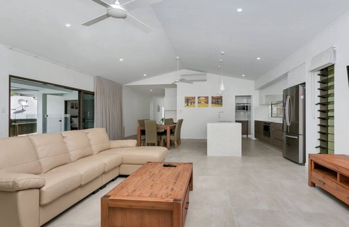 Palm Cove House | PARKVIEW @ PALM COVE