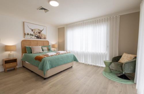 Dubbo House | Parkview - Pool, Ultimate Entertainer