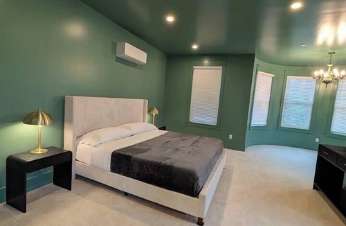 Goshen Bed & Breakfast | Parkway House Goshen Bed & Breakfast Suite #2