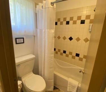Wawa Hotel | Parkway Motel