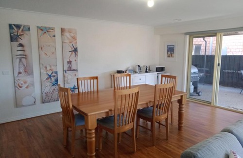 Clifton Springs Bed & Breakfast | Parkway Place B&B