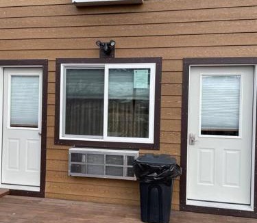 Gardiner House | ParkWay Yellowstone Guest House #7