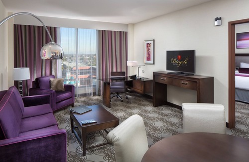 Bell Gardens Hotel | Parkwest Bicycle Casino