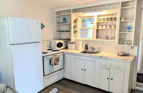 Pointe-du-Chene Cottage | Parlee beach family getaway cottage