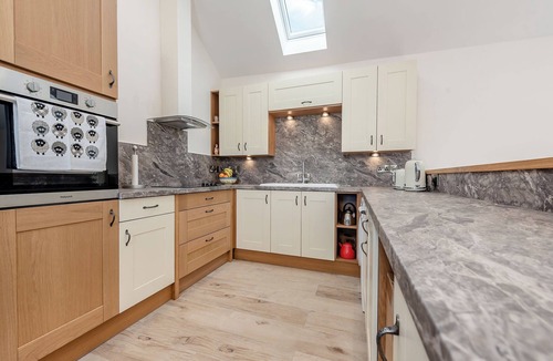 Lampeter Cottage | Parlwr Godro - UK41513