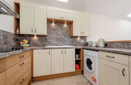 Lampeter Cottage | Parlwr Godro - UK41513