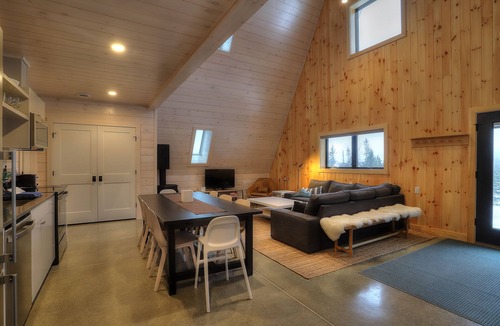 Rangeley House | Parmachenee A-Frame #10 | Ski-in/out at Saddleback