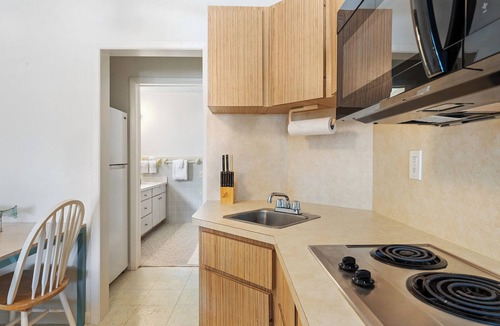 Little Torch Key Hotel | Parmer's Resort