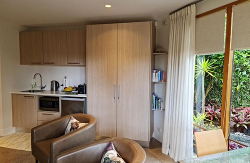 Parnell Bed & Breakfast | Parnell Garden Suite