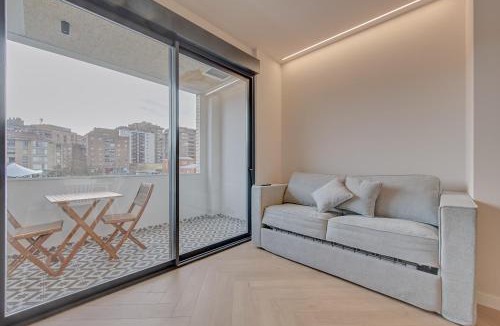 Azpilagana Apartment | Parque central C by Clabao