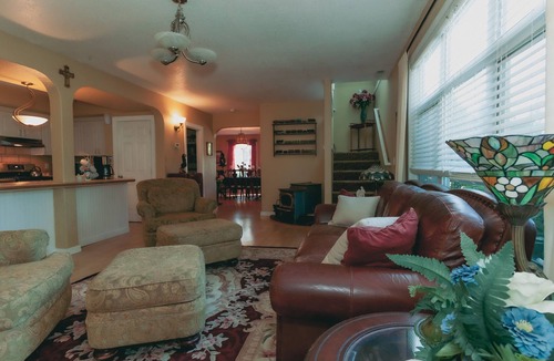 Yelm Bed & Breakfast | Parrish Room at BNB