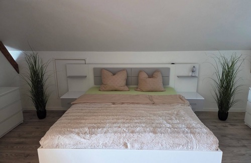 Aabenraa Municipality Bed & Breakfast | Parrot Place B&B more than just a room!