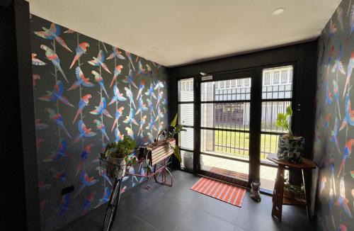 Bundaberg North Apartment | Parrots Nest - 1 Bedroom