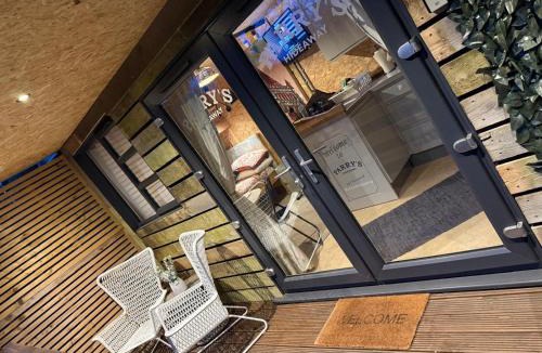 Exmouth Cabin | Parrys Hideaway