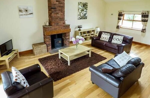 Lancaster Cottage | PARSLEY COTTAGE, pet friendly, with open fire in Lancaster