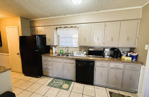 Sherwood House | Parsonage House in Sherwood