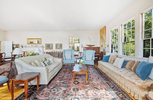 Kennebunk House | Parsons Beach Front Secluded Escape