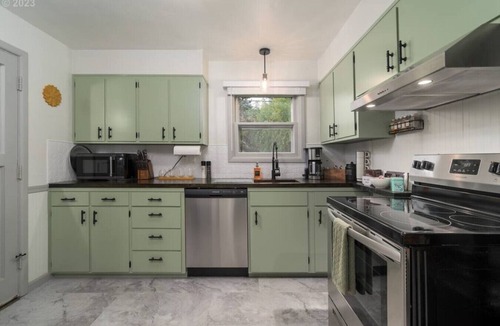 Springfield House | Partridge Way Paradise