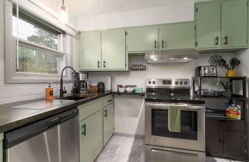 Springfield House | Partridge Way Paradise