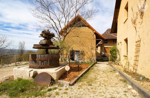 Saint-Genix-sur-Guiers House | Paruline - SAINT-GENIX-LES-VILLAGES