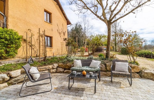 Saint-Genix-sur-Guiers House | Paruline - SAINT-GENIX-LES-VILLAGES