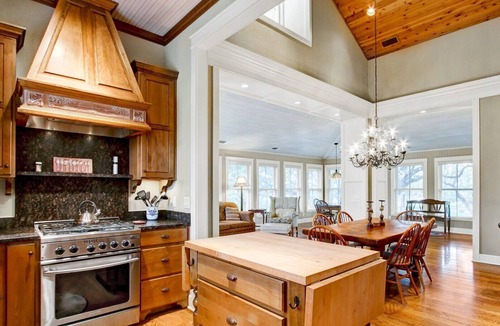 Comfort House | Parvin's Cottage at RRR - A Birdy Vacation Rental