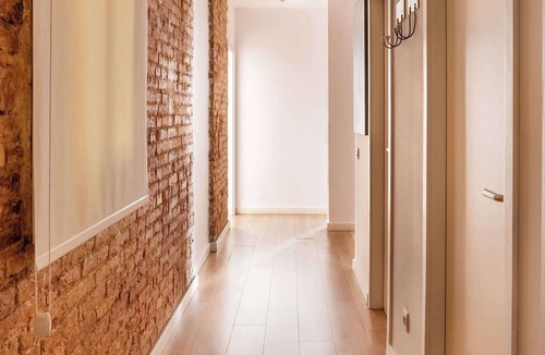 L'Antiga Esquerra de l'Eixample Apartment | Paseo de Gracia spacious 4BD - 4BTH