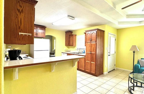 Eagle Pass House | Paseo House - 3 Bedroom/2Bathroom - Centrally Located - Your Perfect Nest!