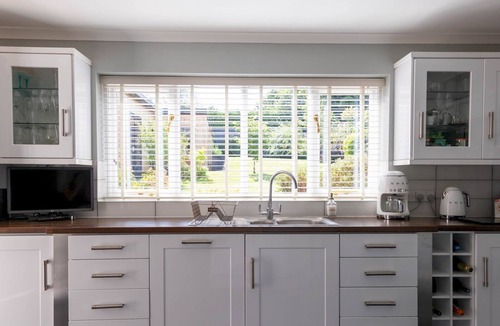 Hereford House | Pass the Keys | Charming Modern House