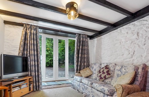 Bontnewydd House | Pass the Keys | Cosy 3 Bedroom Barn Conversion with pool