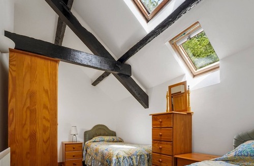 Bontnewydd House | Pass the Keys | Cosy 3 Bedroom Barn Conversion with pool