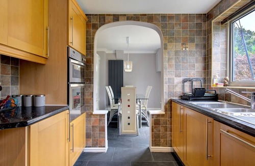 Cheadle House | Pass the Keys | Modern Comfortable Home with parking