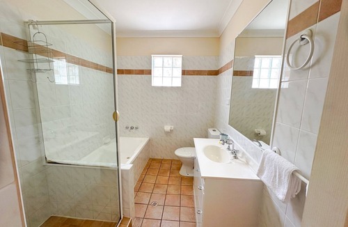 Bellara Apartment | Passage Blue